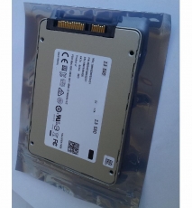 Fujitsu Esprimo P420, 500GB SSD Festplatte